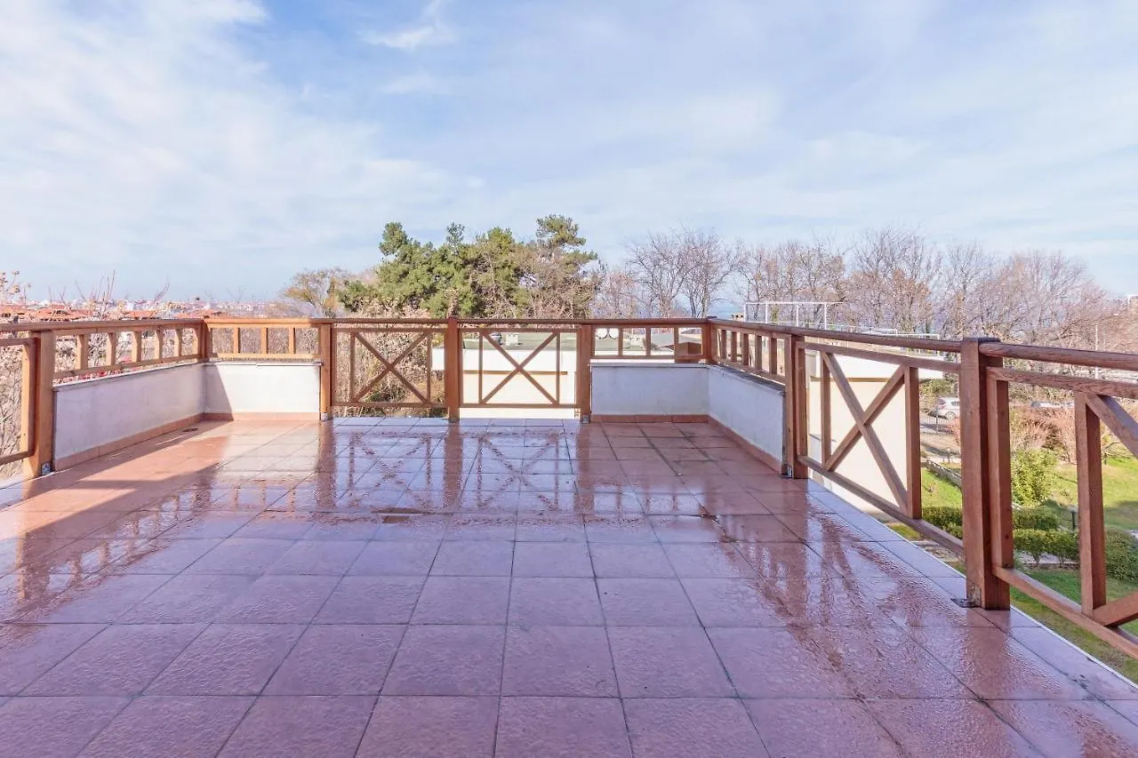 Aparthouse Paradise Bay Sozopol Appartamento